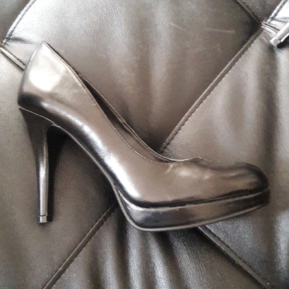 Black heels